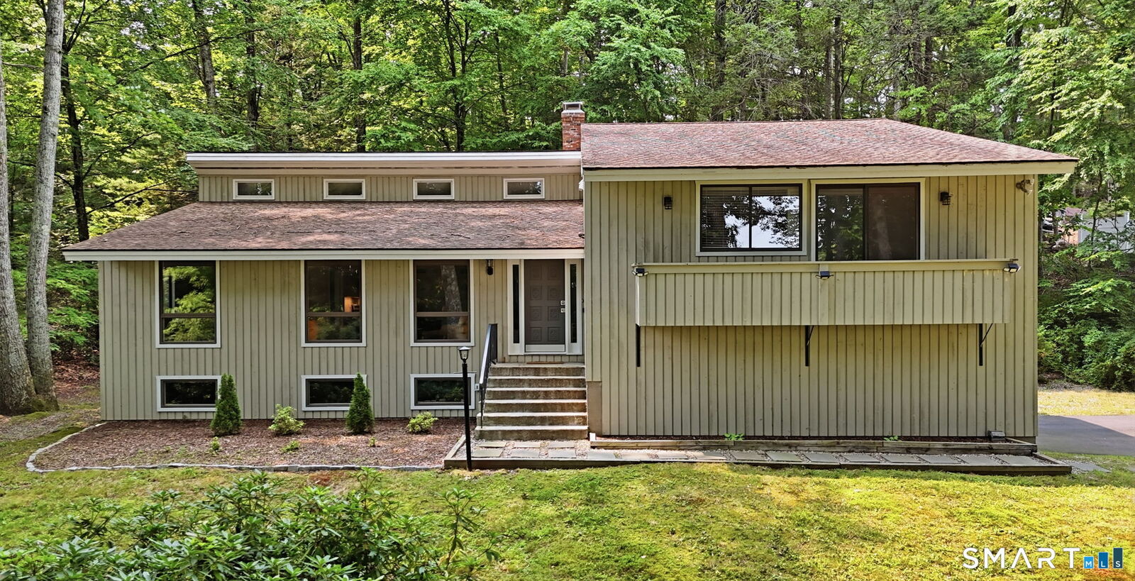 Property Photo: 21 Hemlock Lane CT 06001
