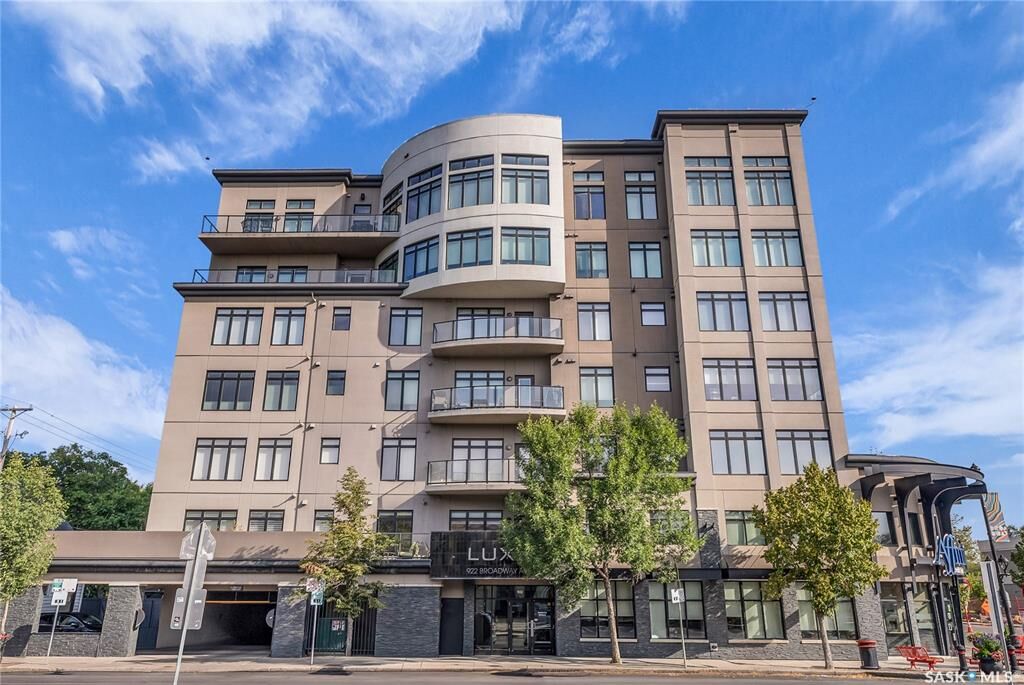 Property Photo: 922 Broadway Avenue 501 SK S7N 1B7