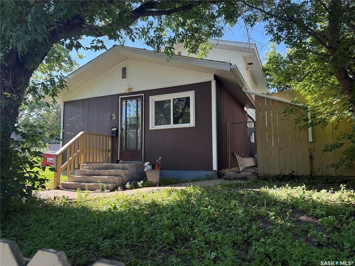25 Home Street W — photo 1