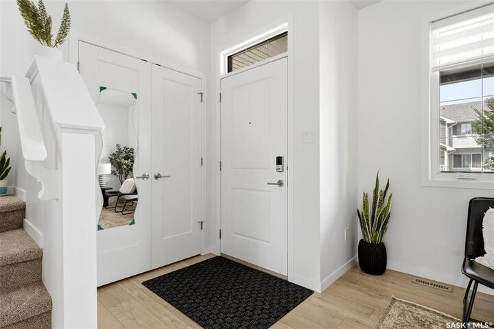 Property Photo: 5121 Buckingham Drive E SK S4V 3S3