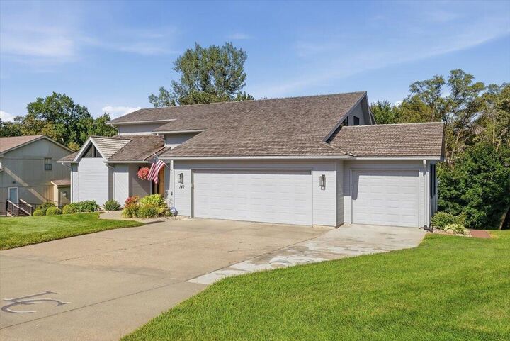 Property Photo:  147 Charles Park Drive  IA 51503 