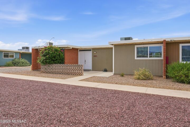 Property Photo: 7637 E Golf Links Road AZ 85730