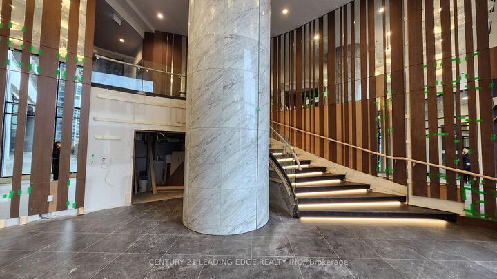 Property Photo:  18 Esther Shiner Boulevard 238, Den  ON M2K 0J7 