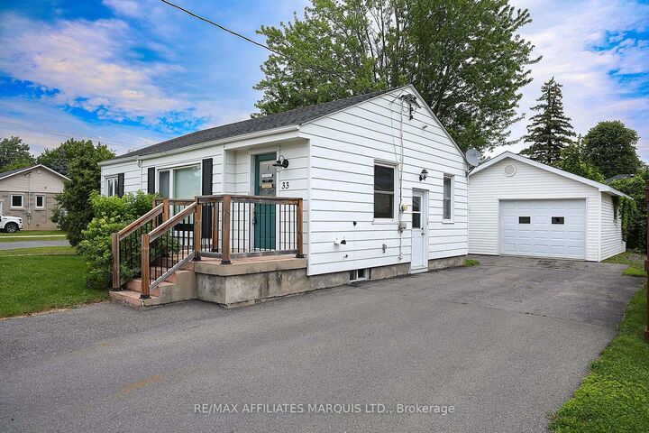 Property Photo: 33 Ontario Street ON K0C 1X0