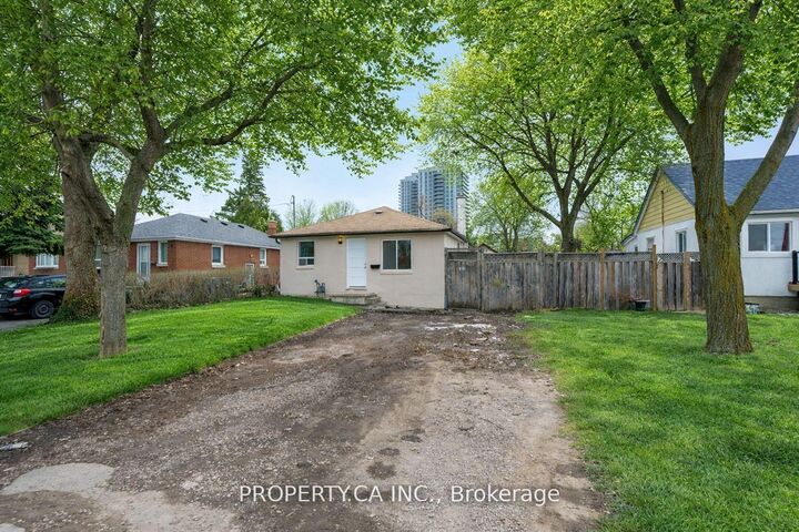 Property Photo:  46 McMurchy Avenue N  ON L6X 1Y1 