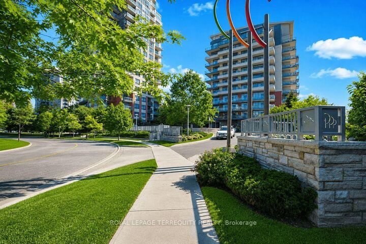 35 Fontenay Court 202 — photo 1