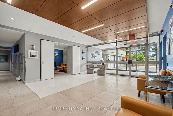 Property Photo:  158A McArthur Avenue 805  ON K1L 7E7 