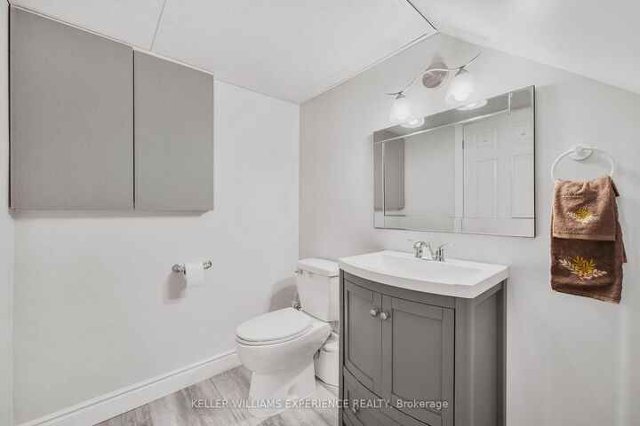 Property Photo: 25 Lamers Crescent ON L0M 1N0