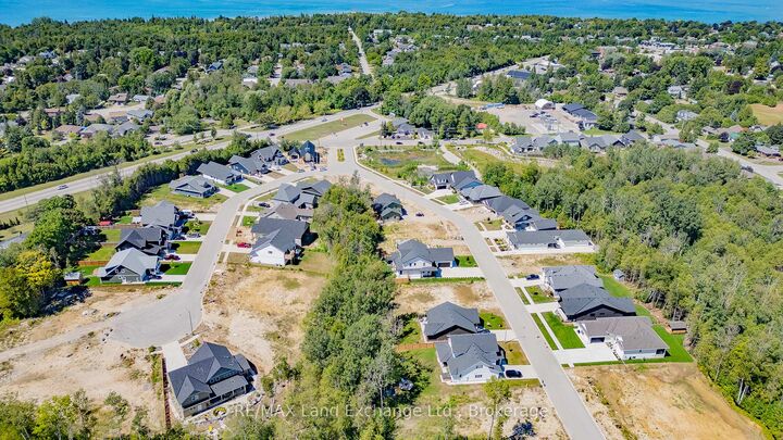 Property Photo:  Lot #52 Marshall Place  ON N0H 2L0 
