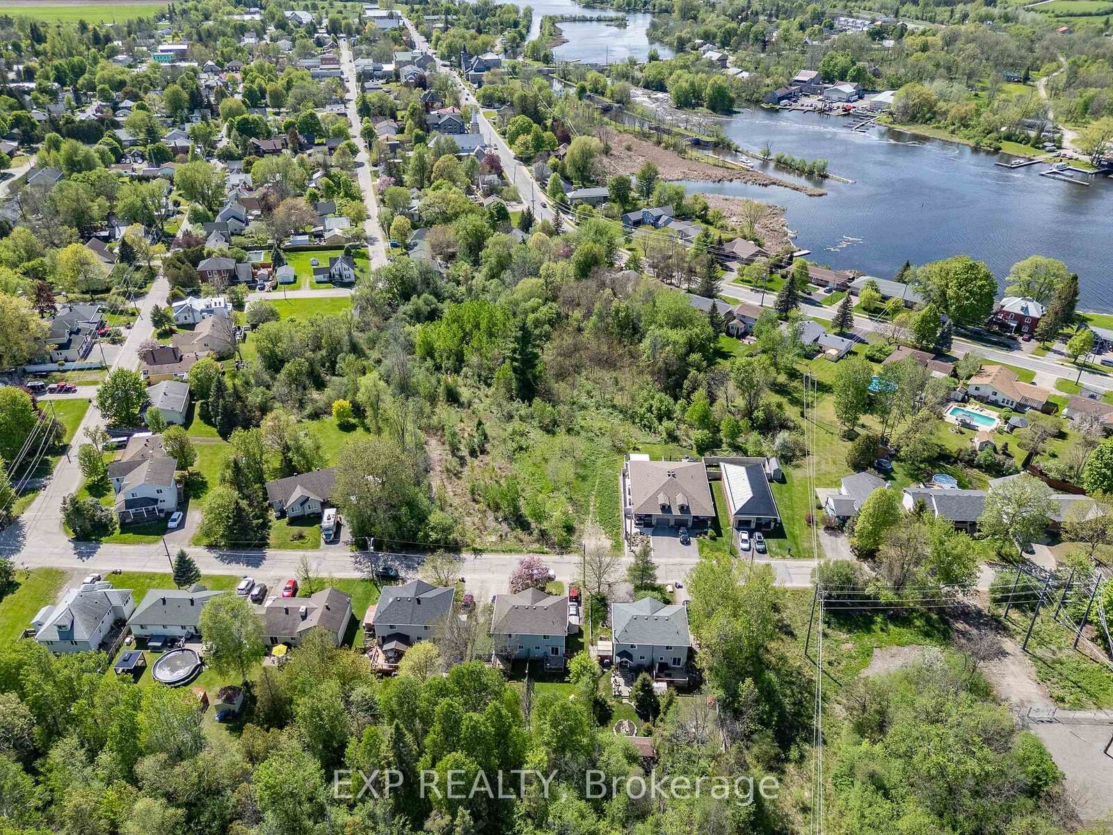 Property Photo:  Plan 7 Pt Lots Gertrude Avenue  ON K0G 1N0 