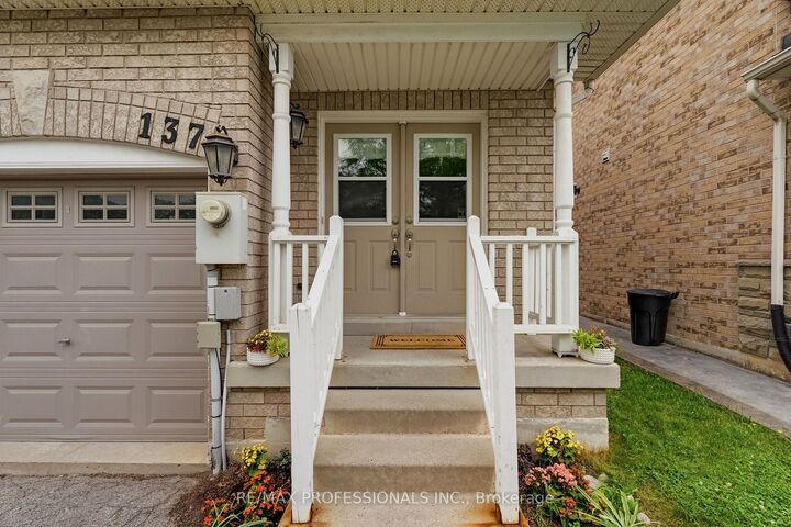 Property Photo: 137 Dominion Gardens Drive ON L7G 6B6