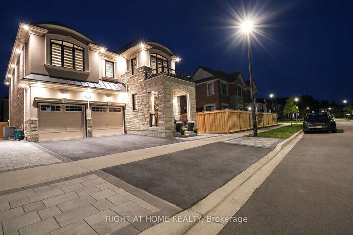 Property Photo: 2989 Heartwood Lane ON L1X 0P1