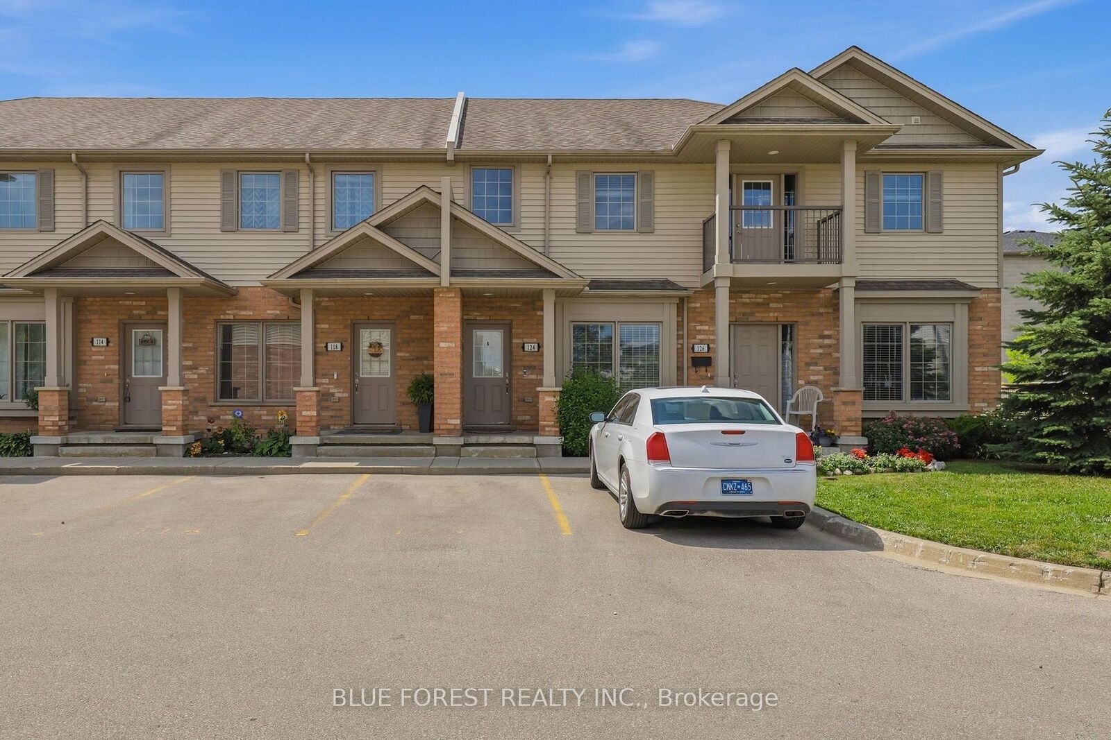 Property Photo:  3320 Meadowgate Boulevard 124  ON N6M 0A7 