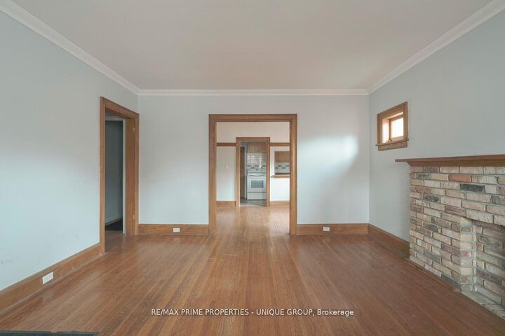 Property Photo:  1 Bonfield Avenue Main  ON M4E 1B9 