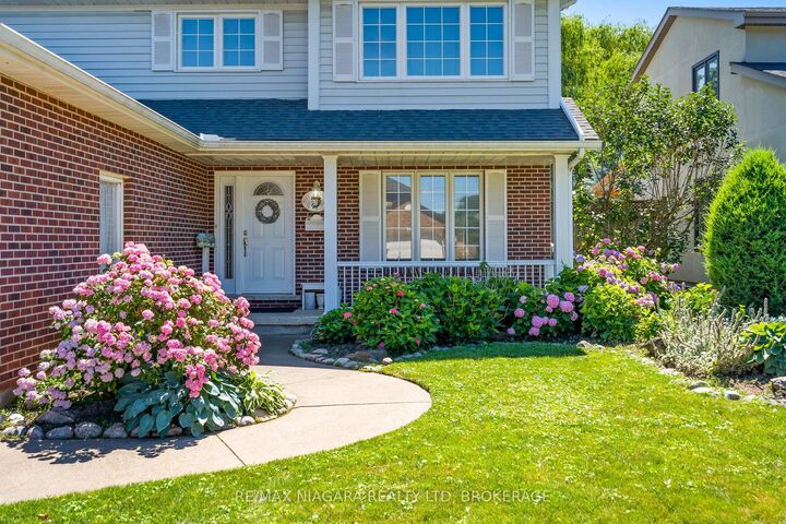 Photo de la propriété:  6370 Emma Street  ON L2J 4H7 