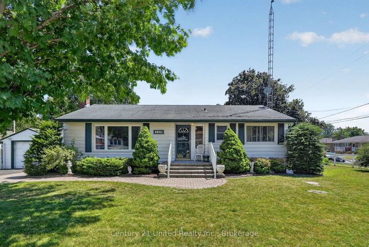 Property Photo: 269 Nickerson Drive ON K9A 1A7