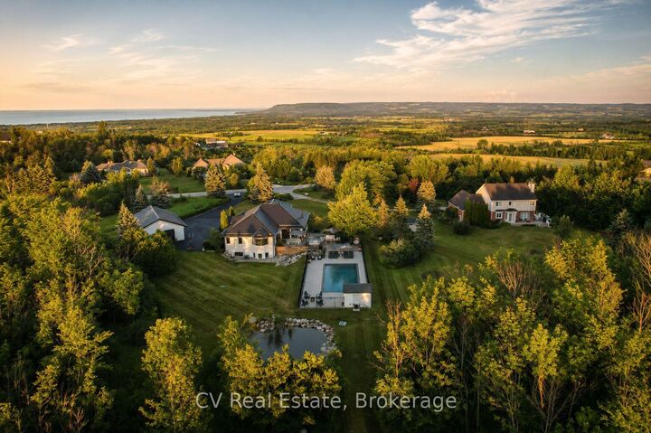 Property Photo: 104 Ridgecrest Lane ON N0H 2P0