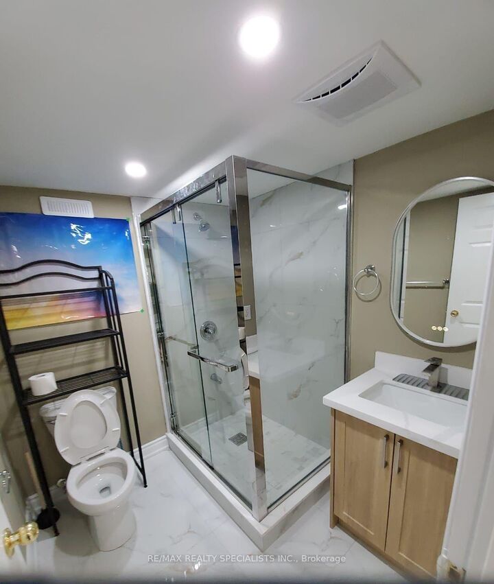 Property Photo:  42 Skylark Drive Basement  ON L4H 2C4 