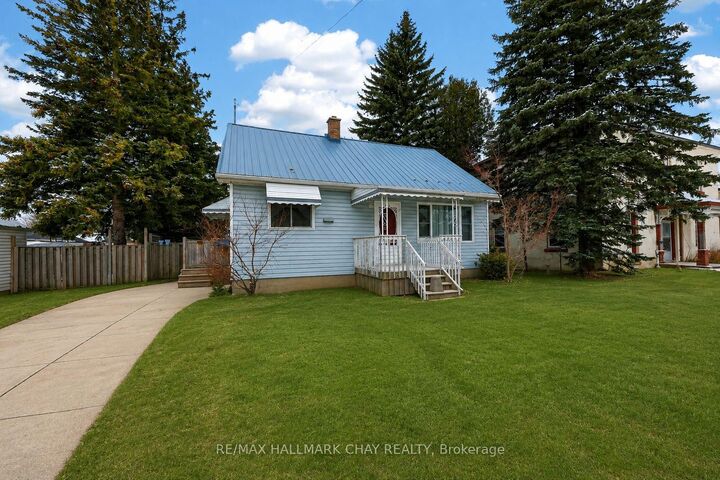 Property Photo: 415 Main Street N ON N0G 2L1