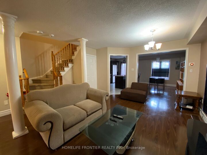 Property Photo:  40 Stirrup Court  ON L6X 4Y1 