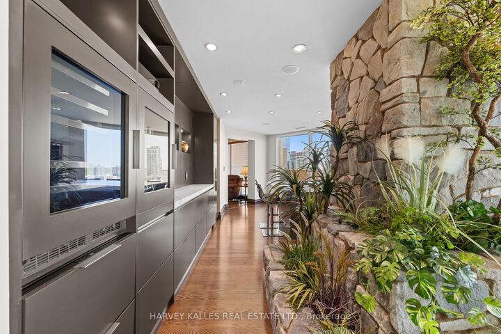 Property Photo: 300 Bloor Street E 2701 ON M4W 3Y2