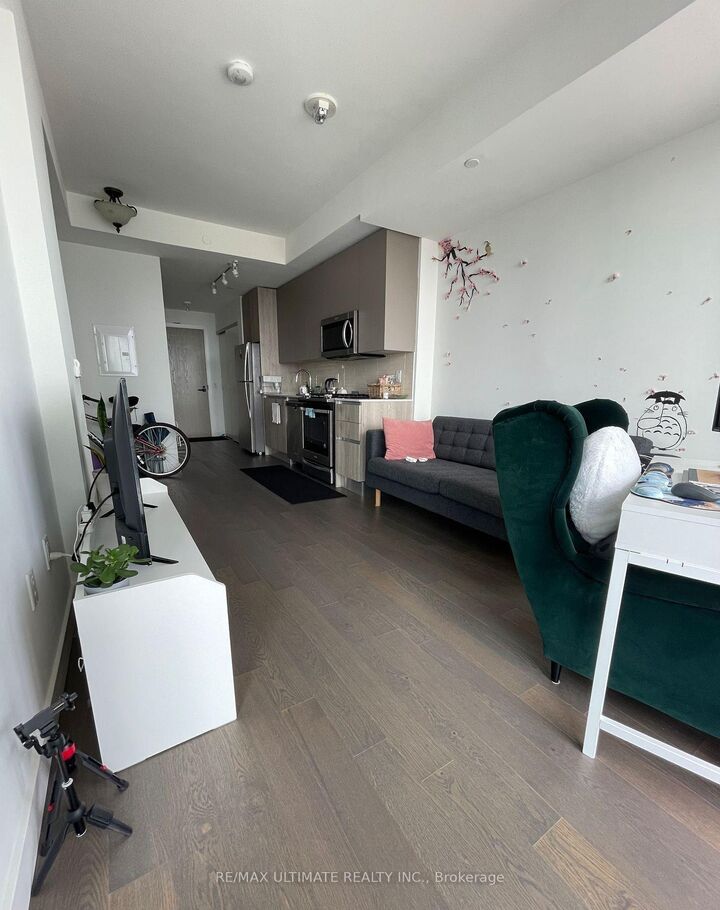 Property Photo: 2A Church Street 1704 ON M5E 0E1