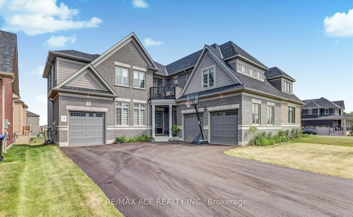 4 Emerald Grove — photo 1