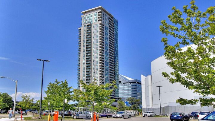 Property Photo: 60 Brian Harrison Way 1107 ON M1P 5J5