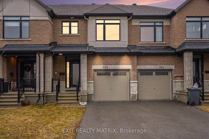 Property Photo:  656 Putney Crescent W  ON K2S 2N7 
