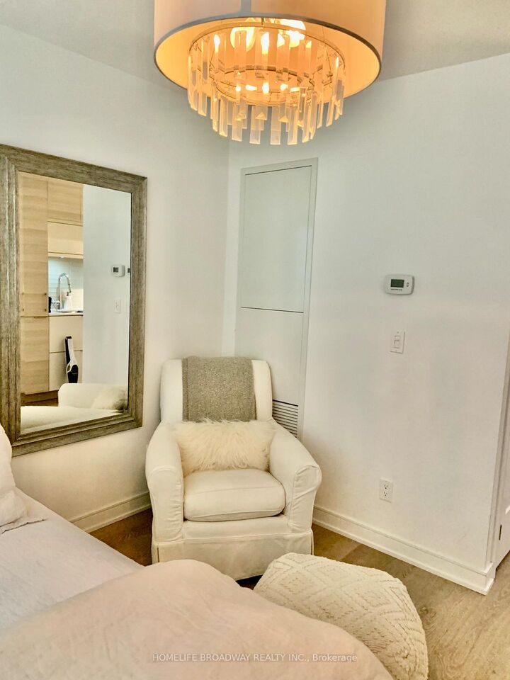 Property Photo: 88 Scott Street 1602 ON M5E 0A9
