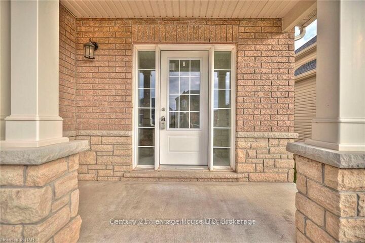 Property Photo:  892 Burwell Street  ON L2A 1N1 