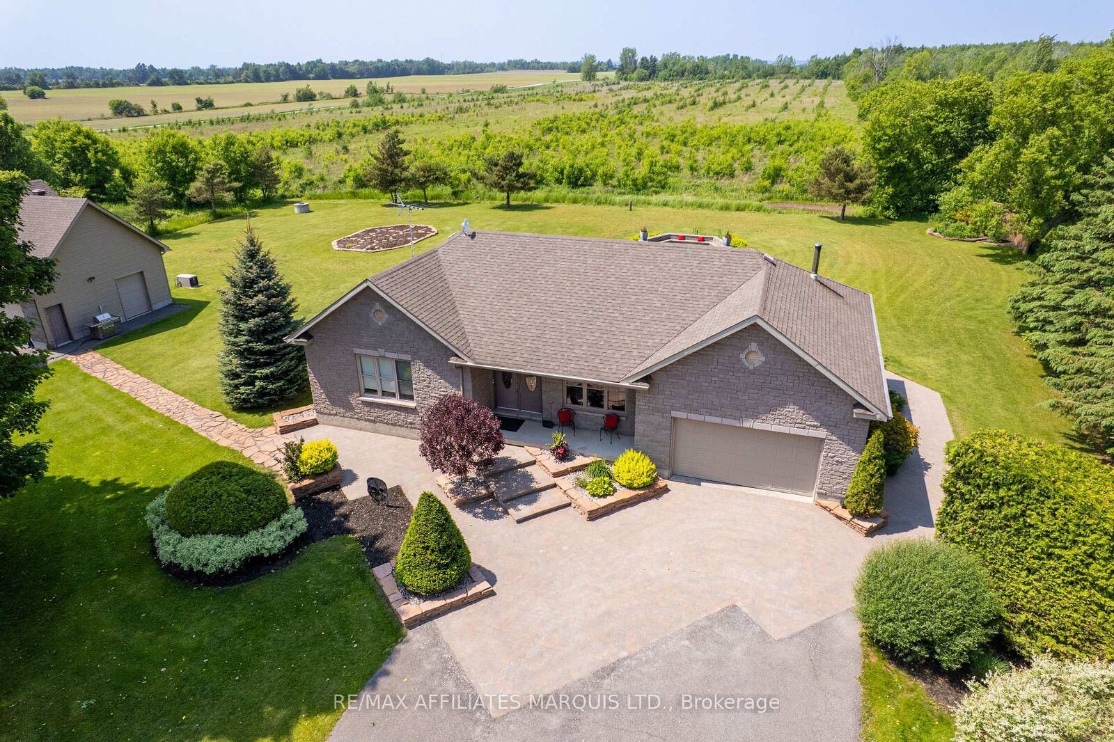 Property Photo: 17623 Sandringham Road ON K0C 1G0
