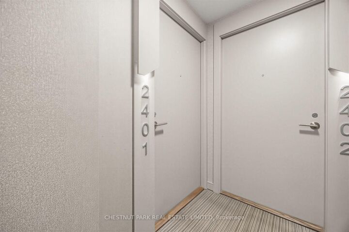 Property Photo:  6 Sonic Way 2401  ON M3C 0P1 