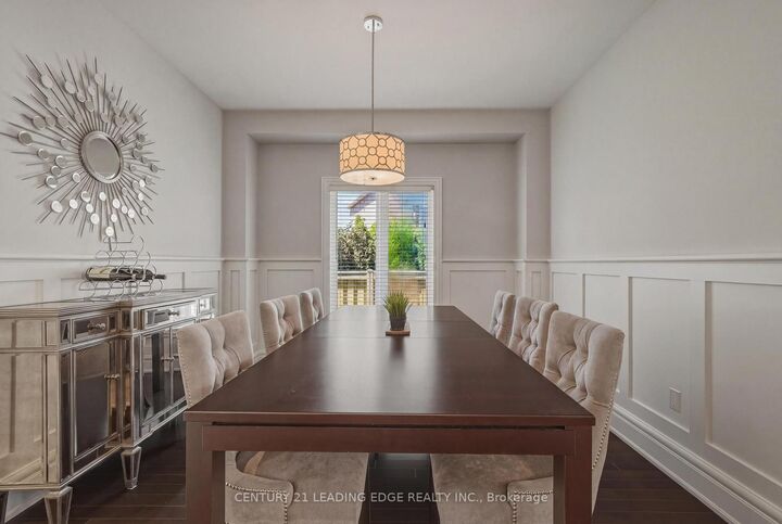 Property Photo: 8 Haverhill Terrace ON L4G 7R7