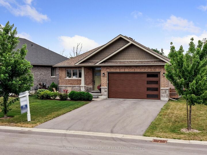 Property Photo:  31 Mercedes Drive  ON K8N 0B7 