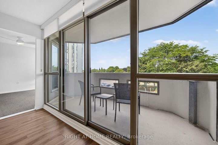 Property Photo:  5080 Pinedale Avenue 306  ON L7L 5V7 