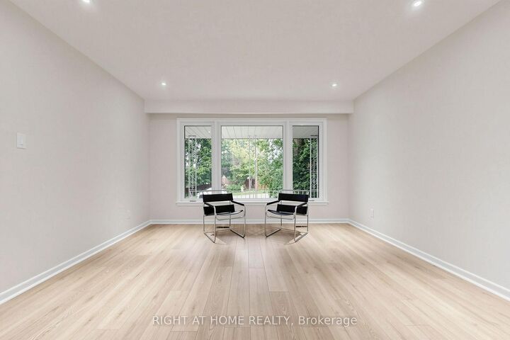 Property Photo: 6 Colonnade Road ON M2K 2L5