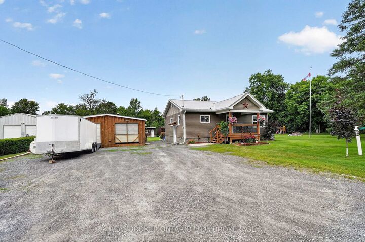 Property Photo:  17137 Quail Road  ON K0C 1V0 