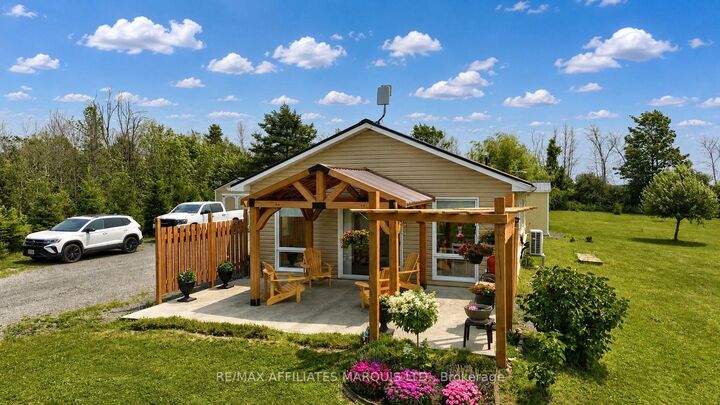 Property Photo:  18442 Diversion Road  ON K0C 1B0 