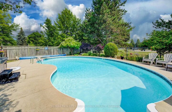 Property Photo:  341 Cooper Street  ON N3C 3X8 