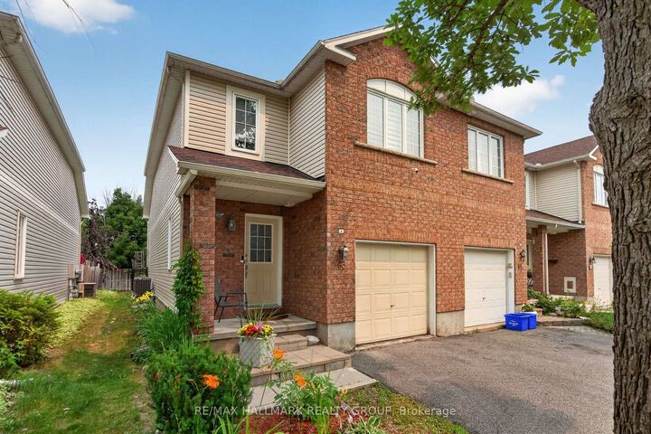 Property Photo:  63 Palmadeo Drive  ON K2J 4Z3 