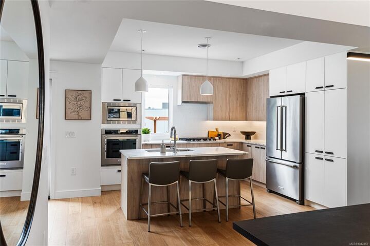 4253 Dieppe Rd #10 — photo 1