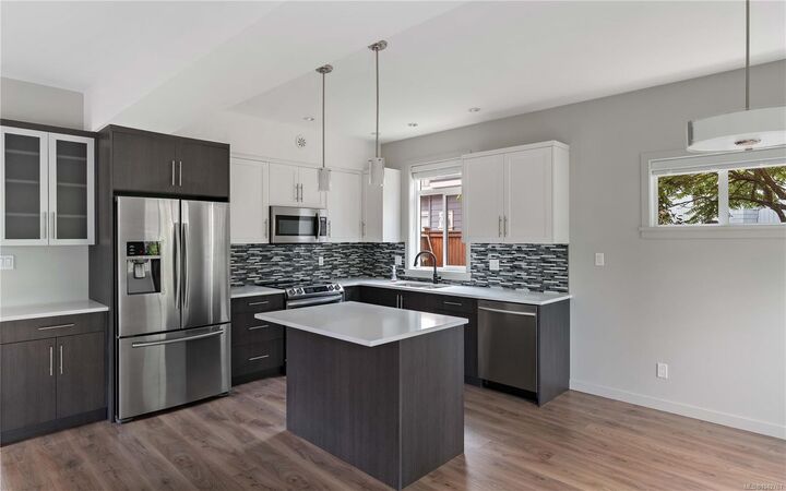 Property Photo: 7022 Wallace Dr BC V8M 1G1