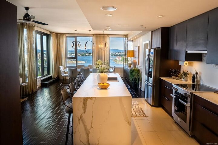 Property Photo:  608 Broughton St #1002  BC V8W 1C7 
