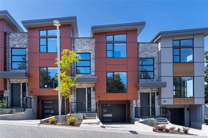 Property Photo: 4253 Dieppe Rd #32 BC V8X 2N2