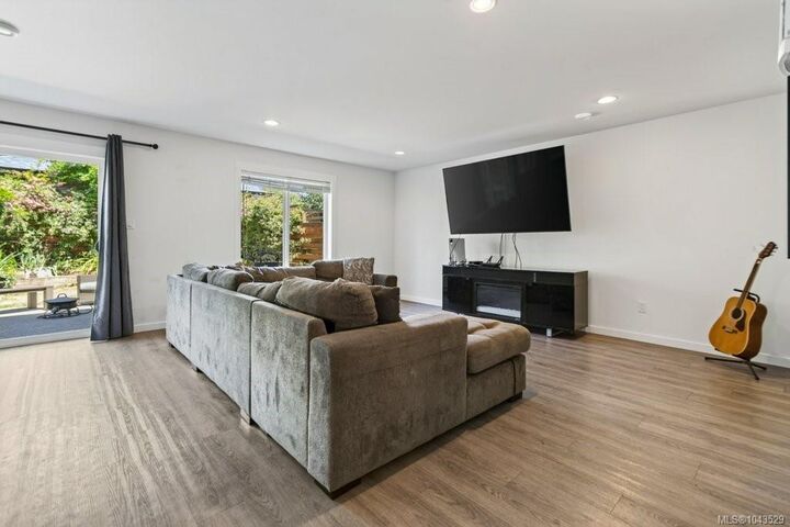 Property Photo: 2270 McKenzie Ave BC V9M 1J1
