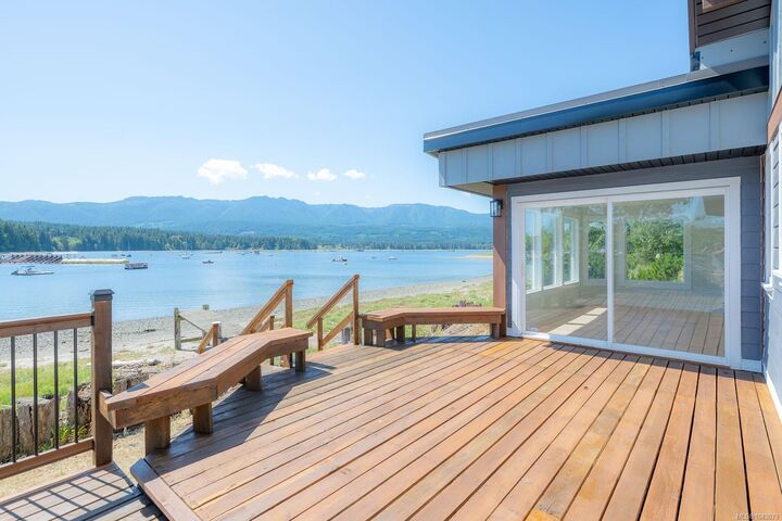 Property Photo: 5492 Deep Bay Dr BC V0R 1G0