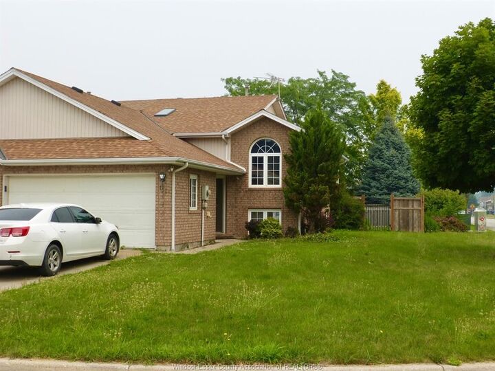 Property Photo: 151 Christina Crescent ON N8H 5L8