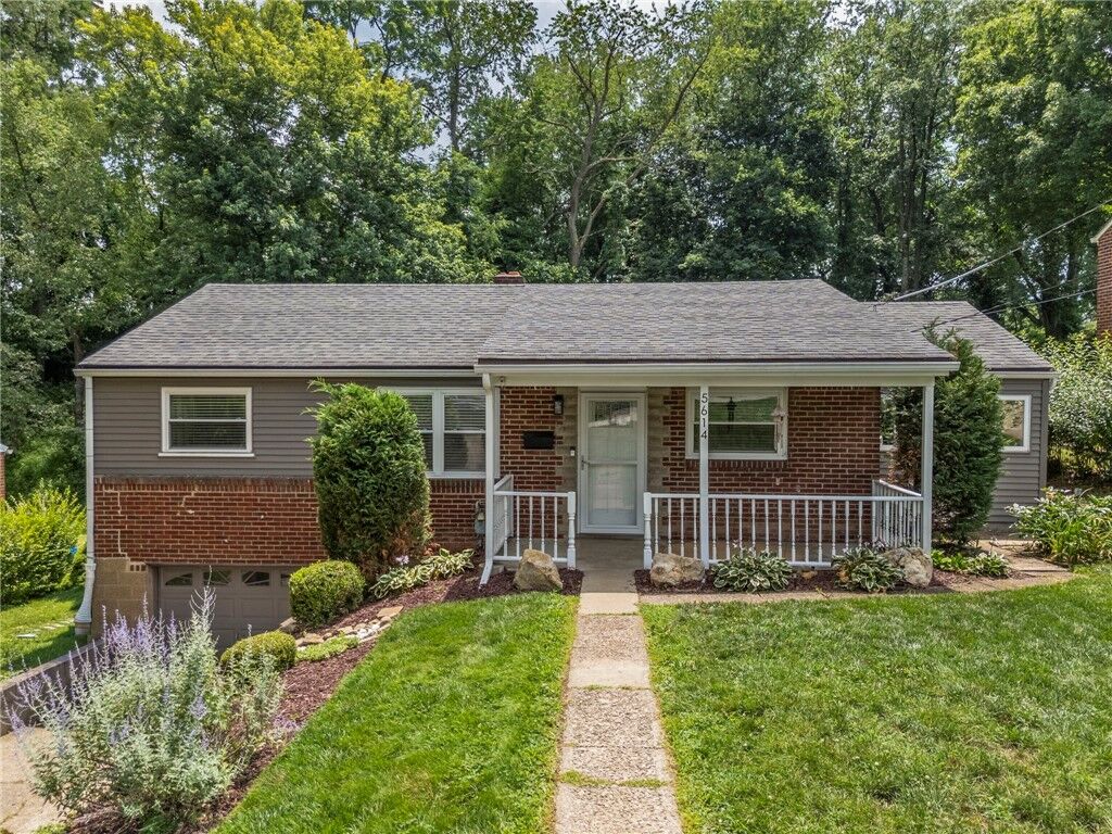 Property Photo: 5614 Villahaven Dr PA 15236