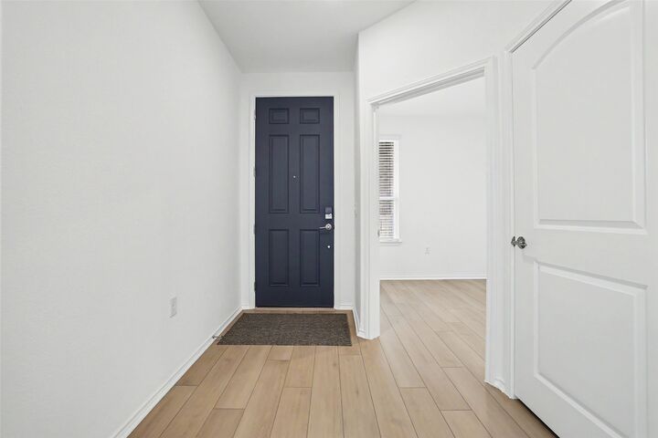 Property Photo:  310 Livewater Lane  TX 78633 
